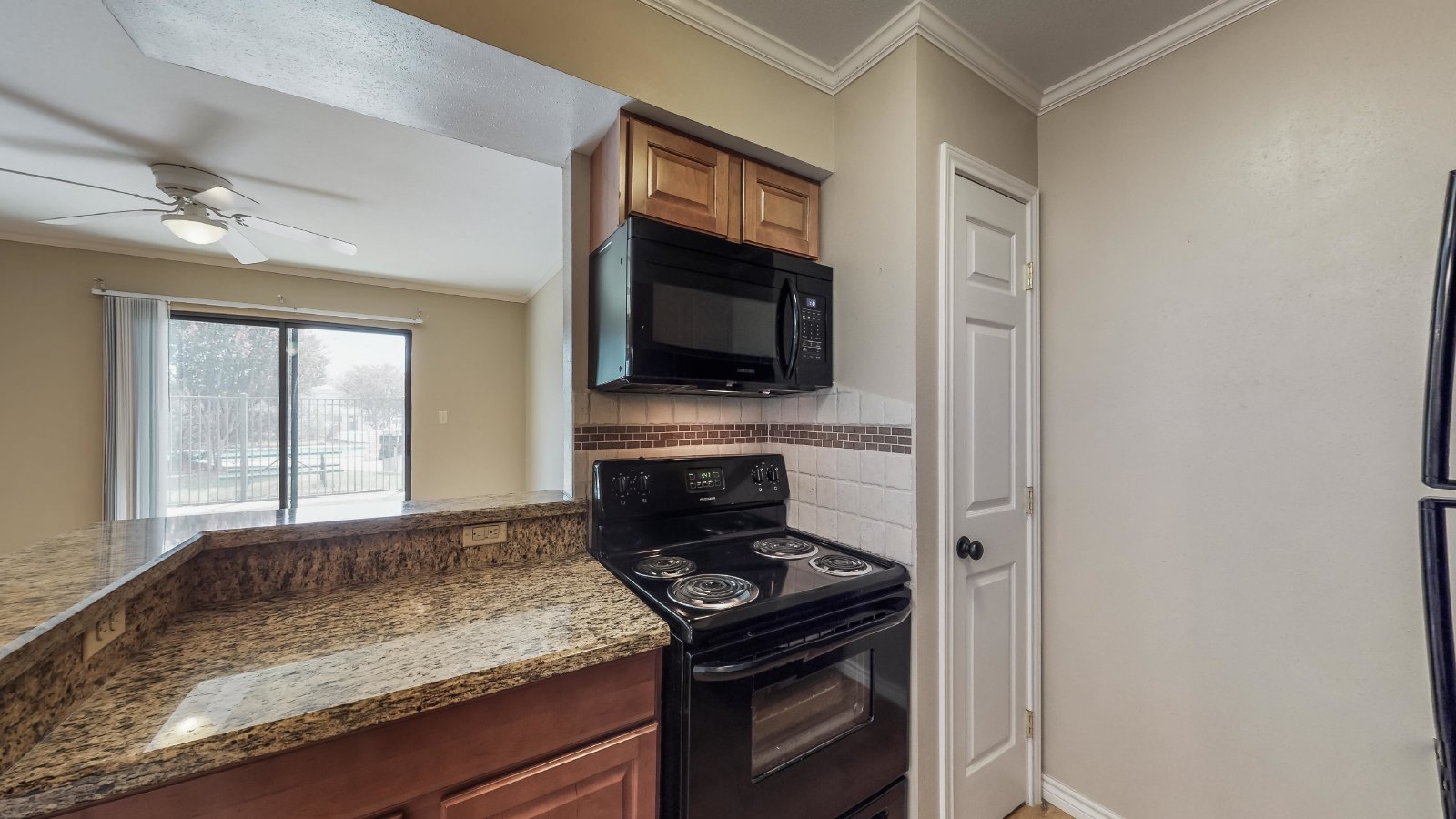 904 University Oaks Blvd #121 property image