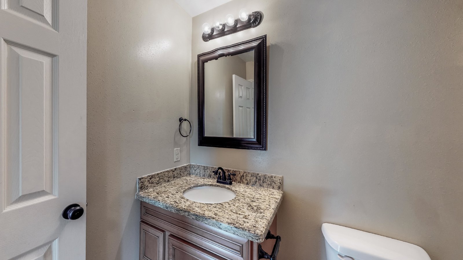 904 University Oaks Blvd #121 property image