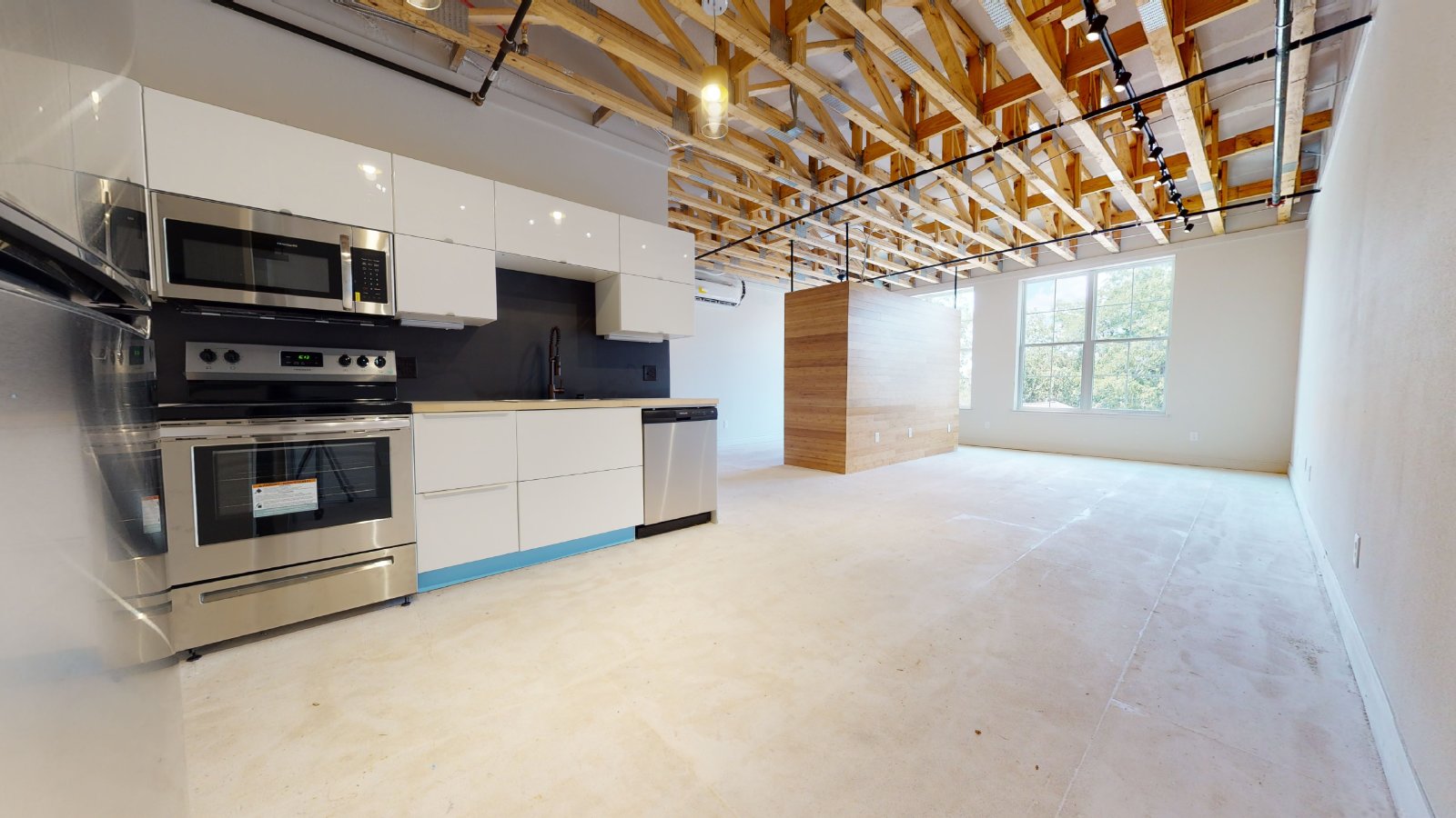 305 W 27th Street, Suite 333 property image